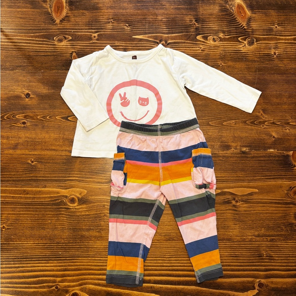 Tea Collection White Smiley Cotton Top w Striped Cargo pants